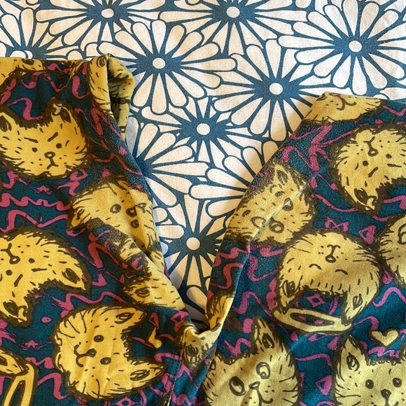 LLR TC Cat (Yellow) Leggings - Picture 4 of 4